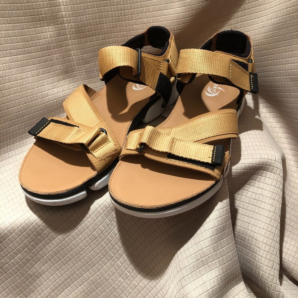 Clarks Trigenic men brown tan sandals,10